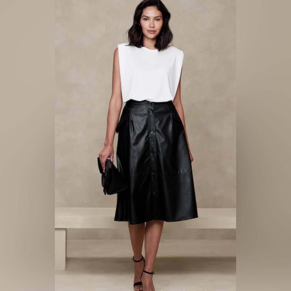 VEGAN LEATHER MIDI SKIRT